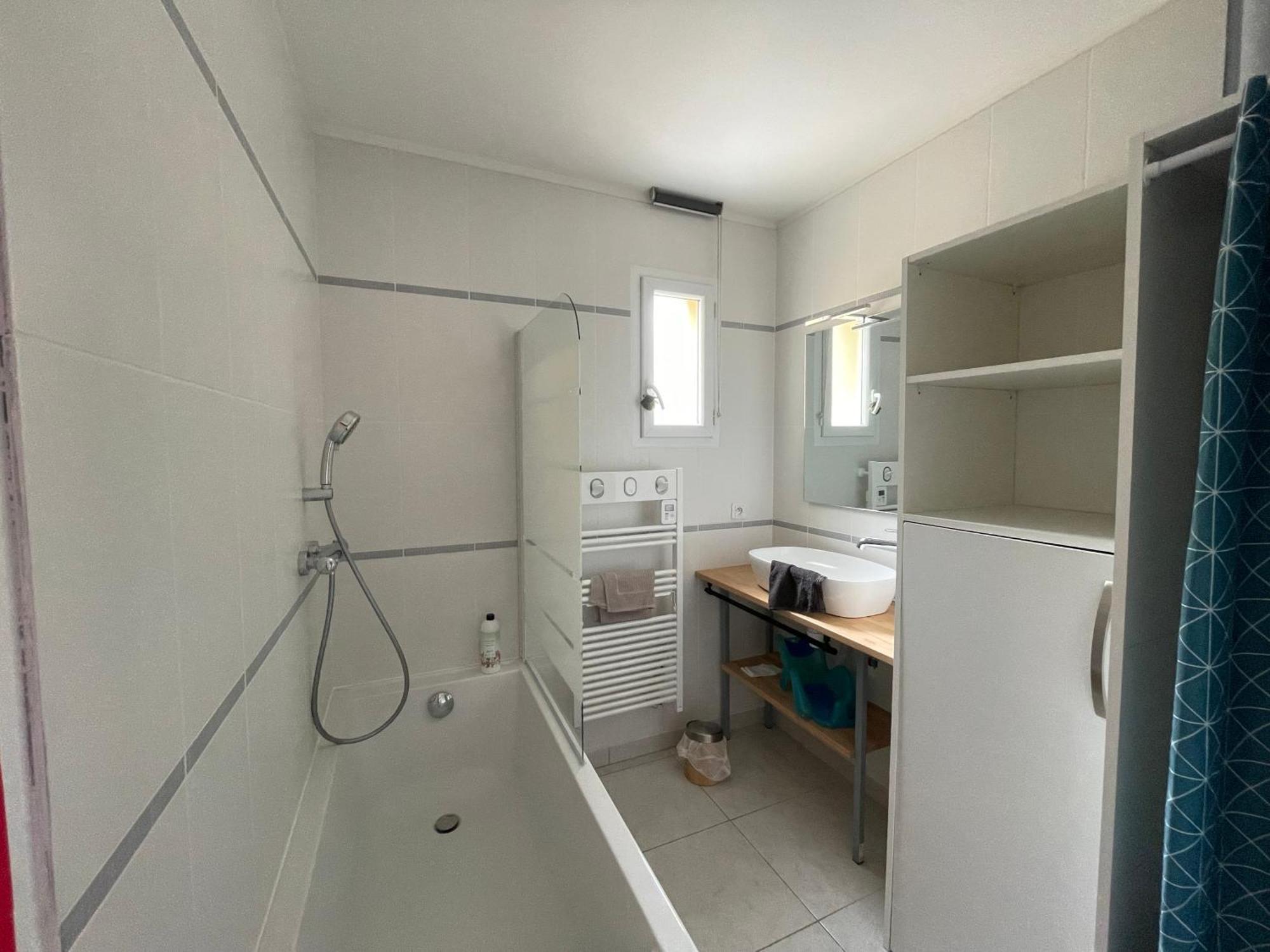Sweet Omaha Belle Maison Recente Lumineuse Et Cosy Bien Equipee Jardin Clos 15 Mn A Pied Plage Omaha Beach Et Proche De Bayeux & Port En Bessin Saint-Laurent-sur-Mer Exterior foto